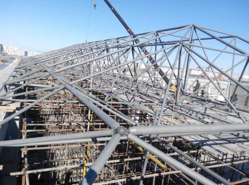 三河商贸城屋顶网架工程