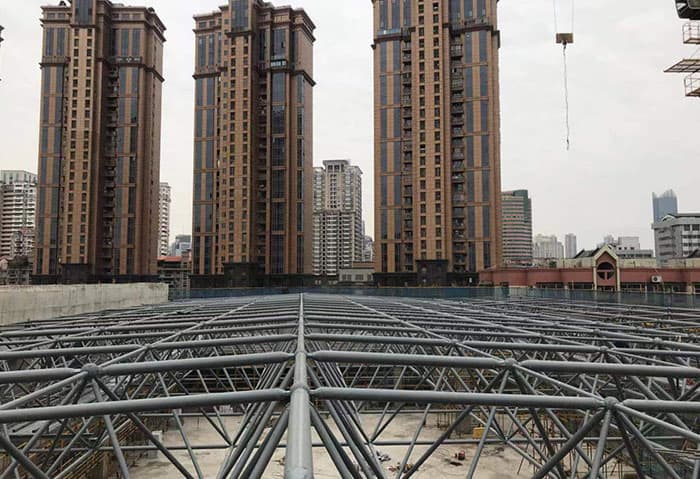 三河螺栓球网架结构